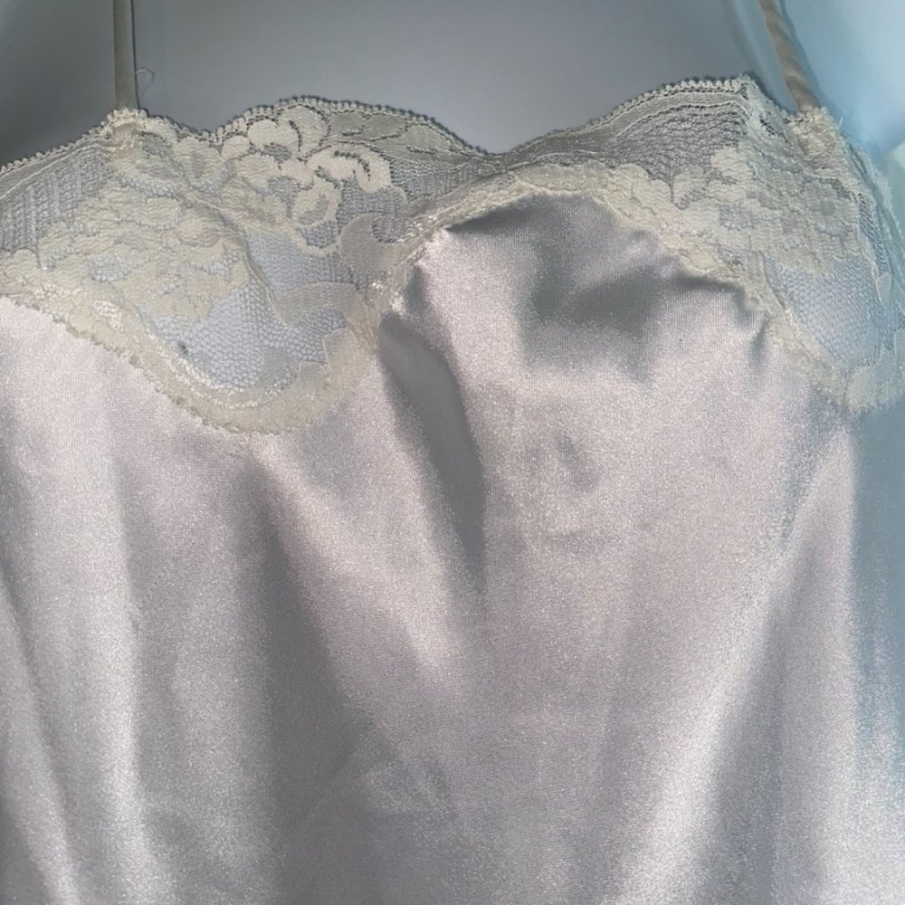 Vintage BodyChic 80's White/Off White Cami Top